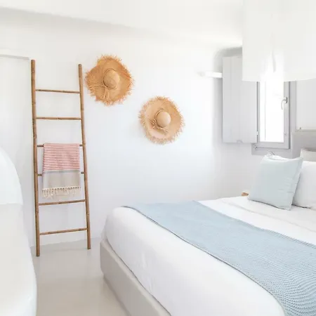 Biatriza's Summer Shelter *